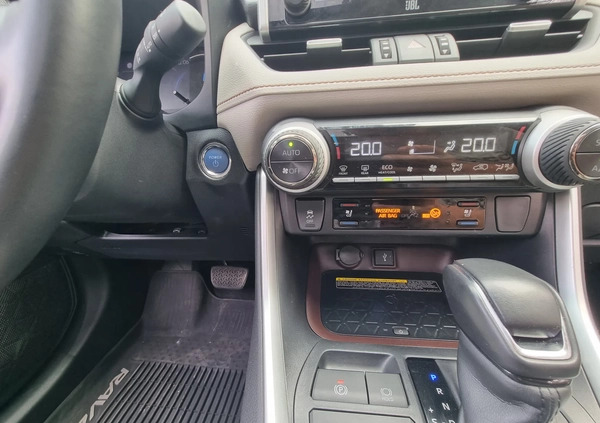 Toyota RAV4 cena 174000 przebieg: 24232, rok produkcji 2020 z Wieleń małe 407